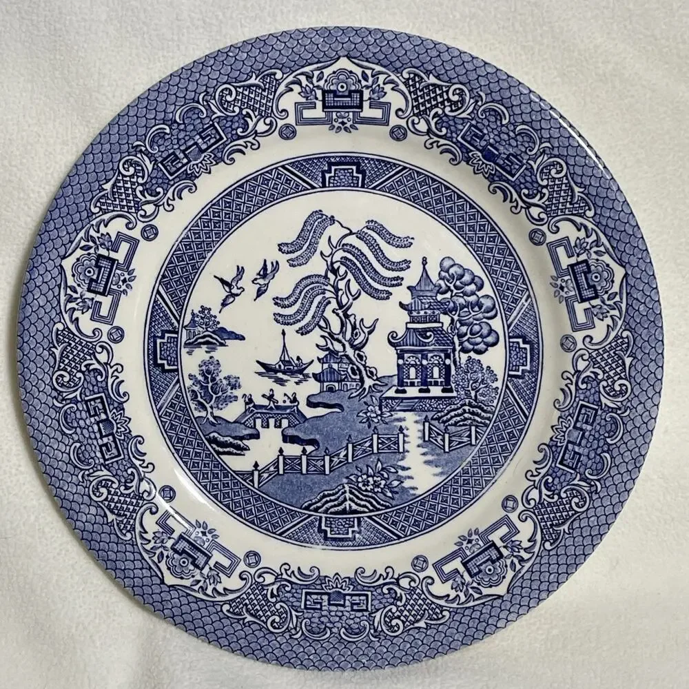 Vintage EIT ENGLISH IRONSTONE 10.25